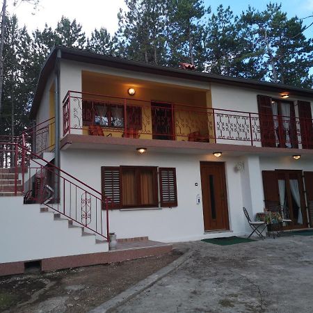 Pineta Villa Gračišče Kültér fotó